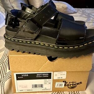 Dr. Marten’s Voss Sandals